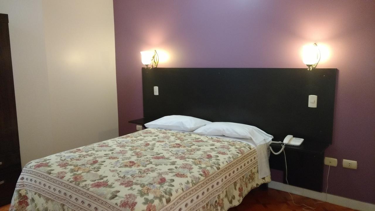 Casa Real Hotel Tacna Eksteriør bilde